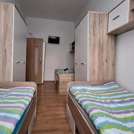 Casa de hóspedes Hostinské Nad Restaurací Košetice Se Společnou Koupelnou, Wc A Kuchyňkou *