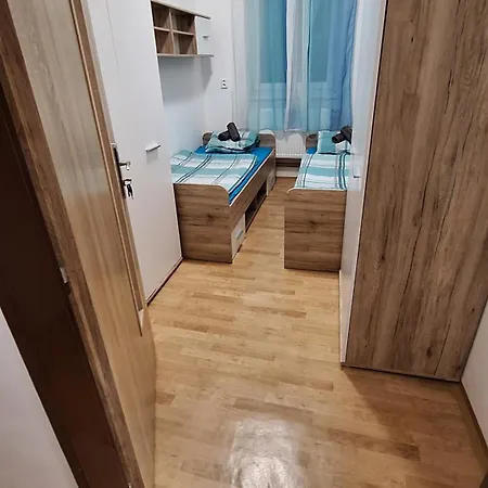 Casa de hóspedes Hostinské Nad Restaurací Košetice Se Společnou Koupelnou, Wc A Kuchyňkou Pelhřimov